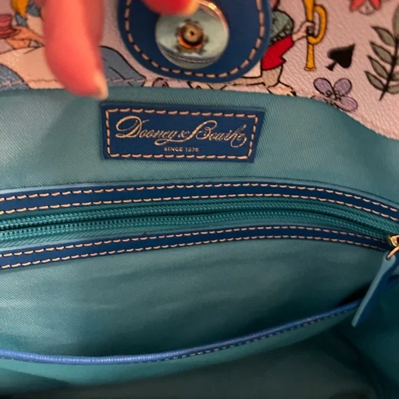 Dooney & Bourke Alice in Wonderland Tote Bag White Cream - Picture 3 of 8